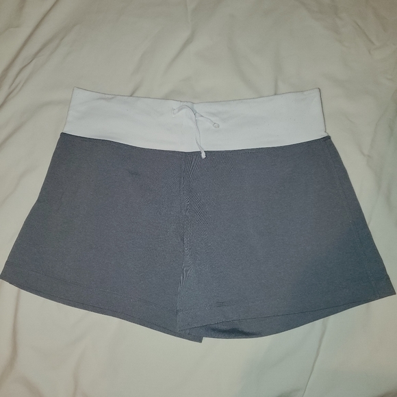 GUC lululemon luon shorts